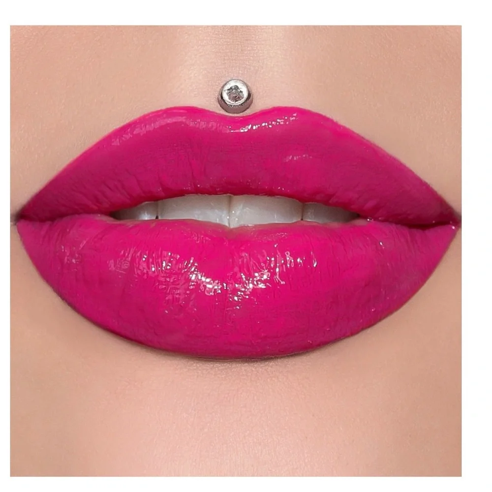 PINK VAULT New in box Jeffree Star Supreme Gloss‎ Hot Pink